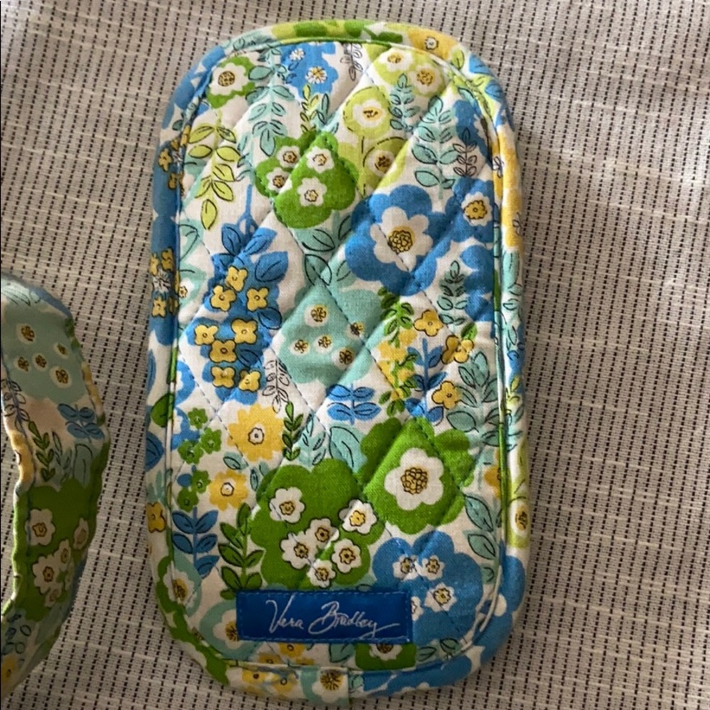 Vera Bradley crossbody + wallet + sunglasses case - Picture 3 of 4
